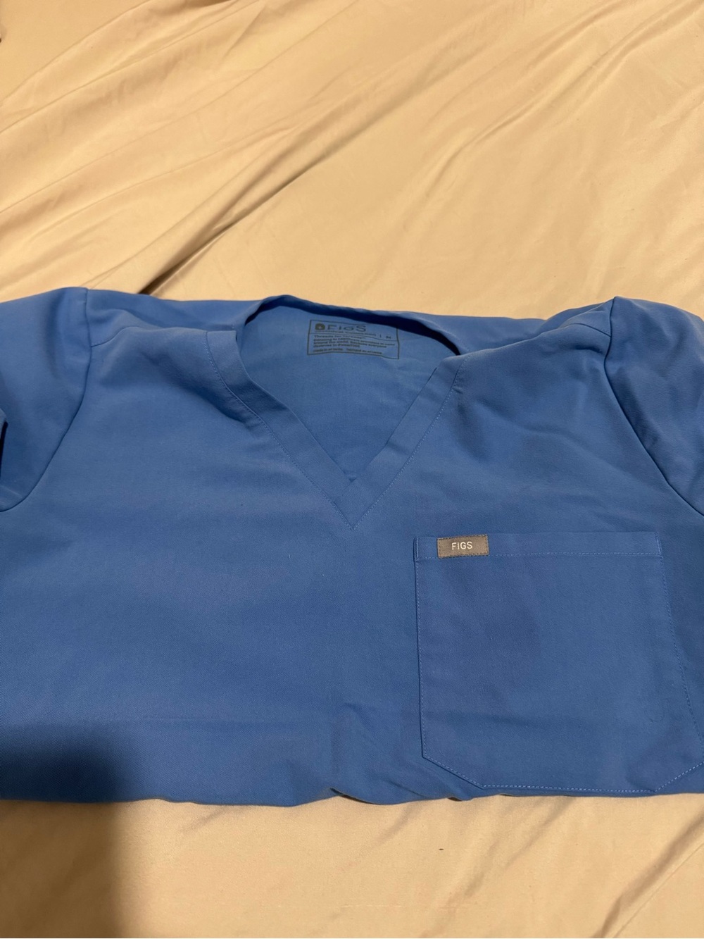 FIGS Female Scrub Set